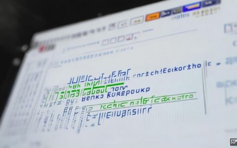 如何用正则表达式在ASP中去除HTML标签，但保留img、br、p和div标签？