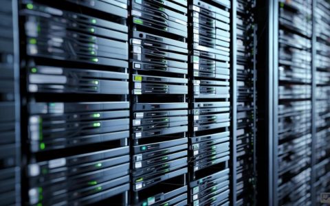 服务器托管报价，如何选择合适的服务商？