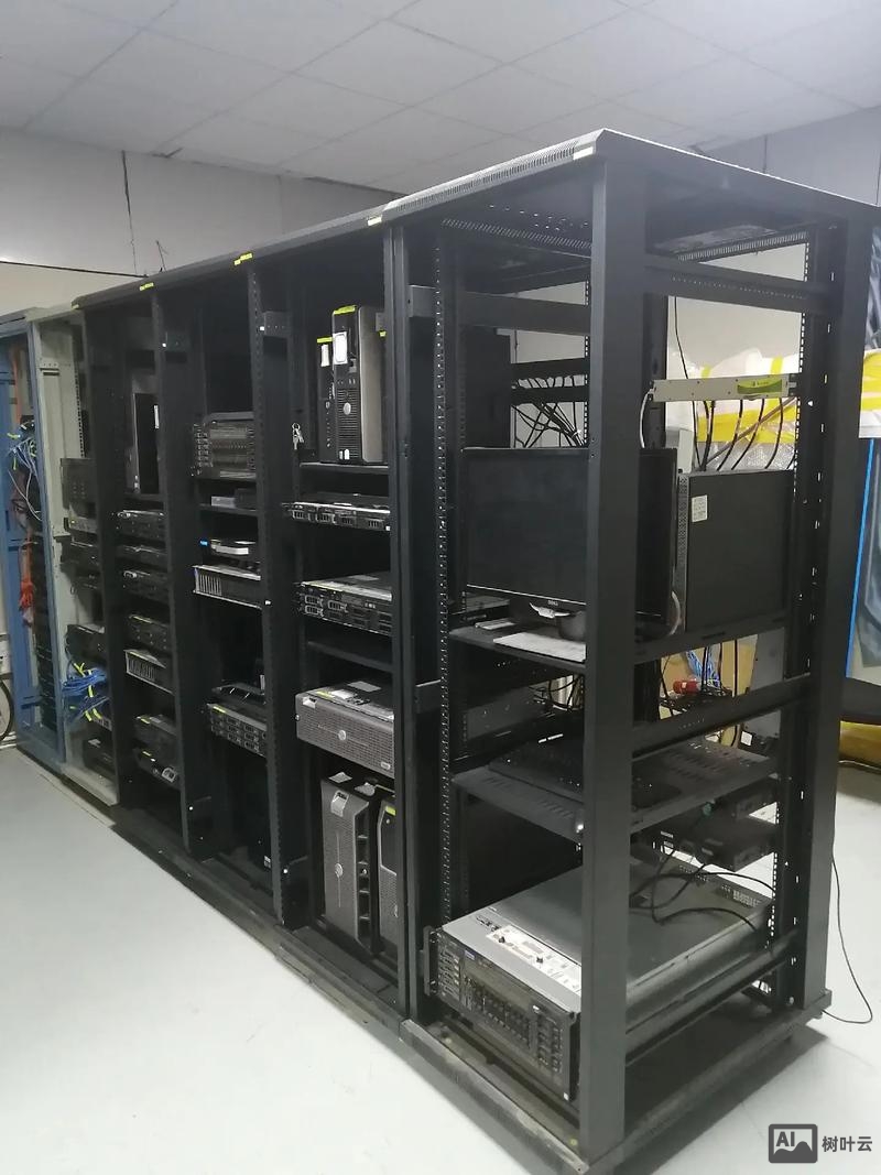 服务器可以搭建空间么