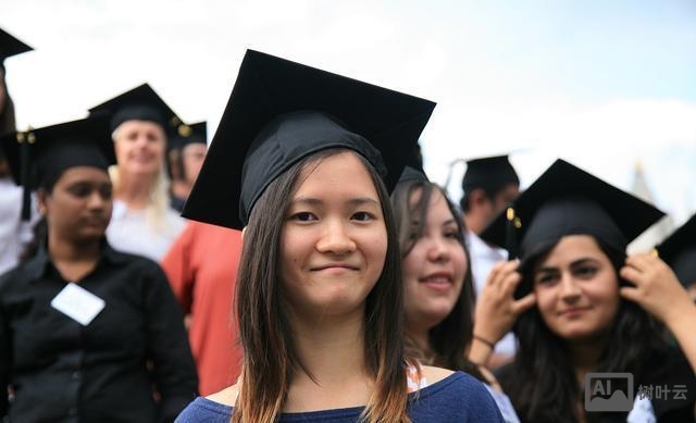 如何给留学生讲生词本行