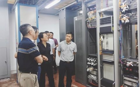 通讯网站搭建，通讯网站搭建，如何高效实现？