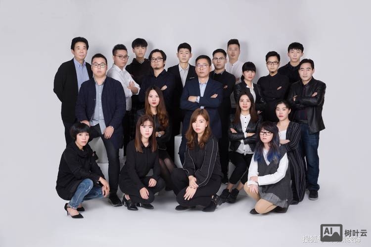 设计师的团队展示如何