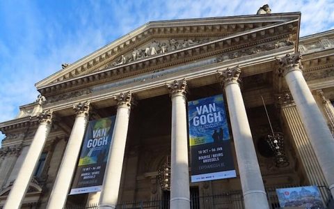 招聘信息show in是什么意思？