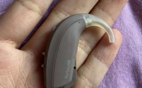 如何实现 dw 返回上一页功能？