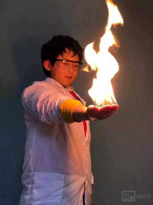 如何把火焰ps手掌中