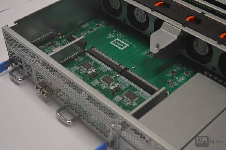 命令行登陆服务器