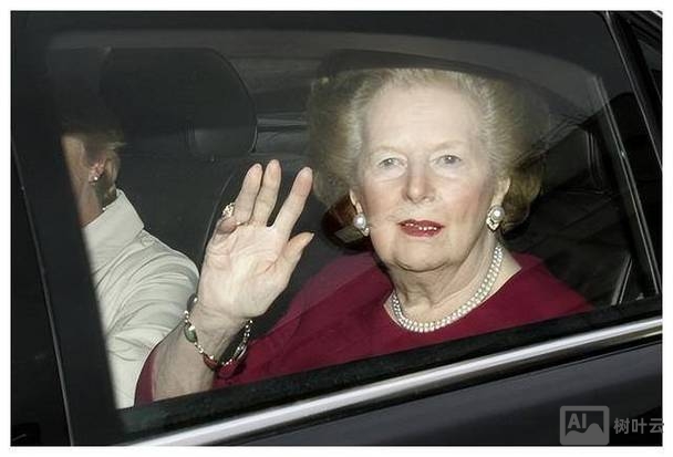 撒切尔夫人如何做国王